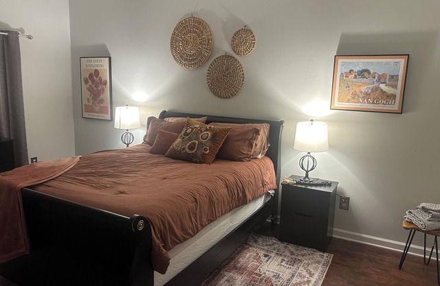 Elegant 3BR Retreat in Augusta – Stylish Comfort w/ Private Basketball Court