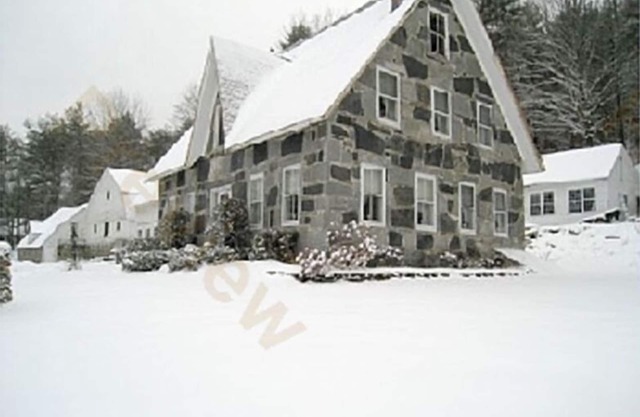 Elegante alrededor de 1850 casa de piedra en 50 Acres