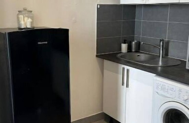 Elegant cocoon near Paris!