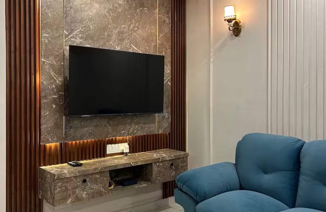 Elegant Hideaway: Your Cozy Stay in the Heart of Jaipur