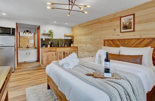 Elements Pocono Cabin | Pickleball | Firepits