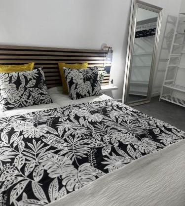 ElenaHost Style & Comfort 5