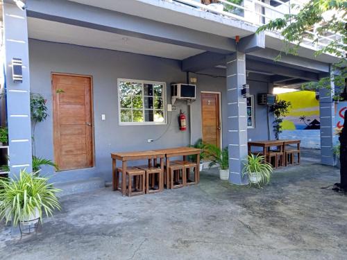 Elling's Patar Place