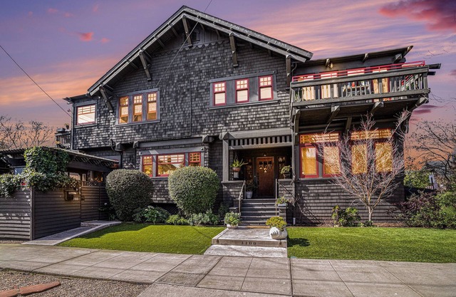 Elmwood House Berkeley