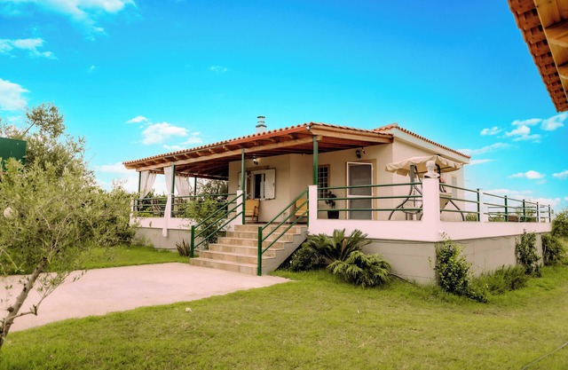 Elysium Countryside House Jacuzzi - Doune, Douneika, Greece
