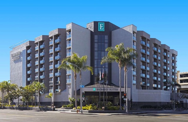 Embassy Suites Los Angeles - International Airport/North