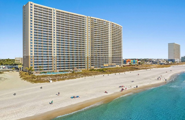 Emerald Beach by Southern Vacation Rentals