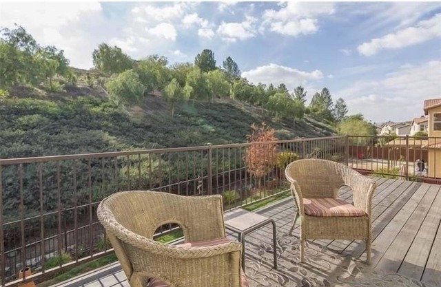 Enchanted Home with Panoramic Views near Casino and Idyllwild mountains