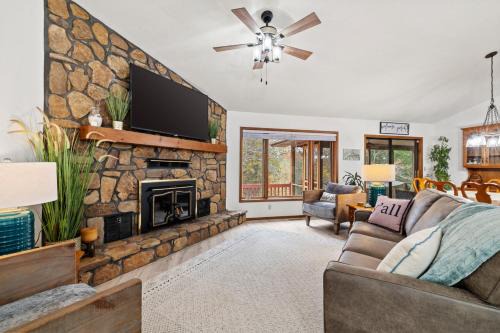 Enchanted Woods Hideaway