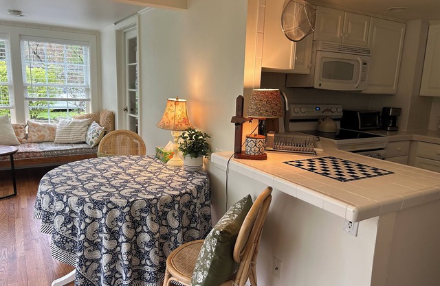 Enchanting 3-bedroom Cottage in Wilton