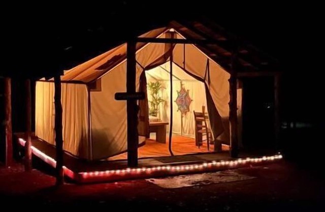 Enchanting Glamping Tent on Lake Cumberland