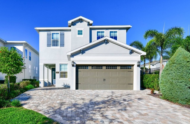 Encore Disney Villa 5 bedroom & private pool 12 guests 15 mins from Disney Parks