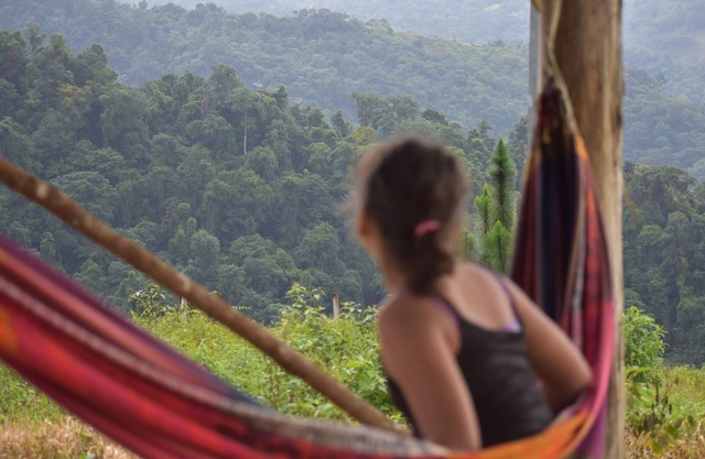 Disfruta de cabaña y catarata en Barú, Costa Rica.