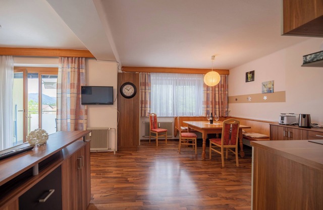 Enjoy Appartement am Klopeiner See mit Pool, Freiem Badeeintritt und E-bikes