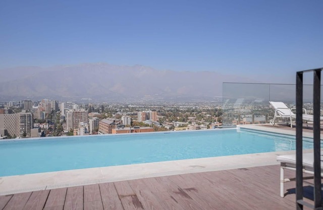 Disfruta la comodidad a pasos de Plaza de Nunoa