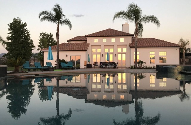 Disfruta del aire fresco con vistas espectaculares en el corazón del país del vino