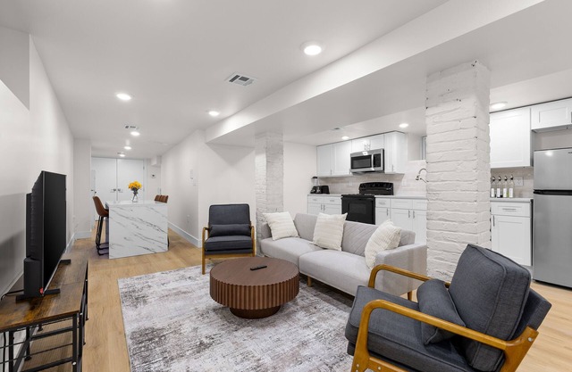 Entire 4-bedroom home near NYC