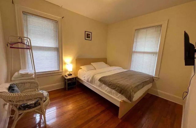 Entire Beautiful 1BR for You! Located in the heart of Queens!
