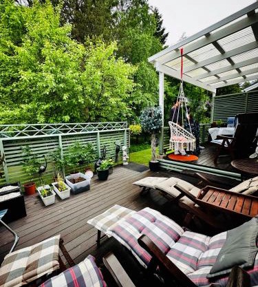 Entire Cozy House with nature,sauna,patio,parking