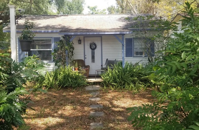 Entire house, fully furnished