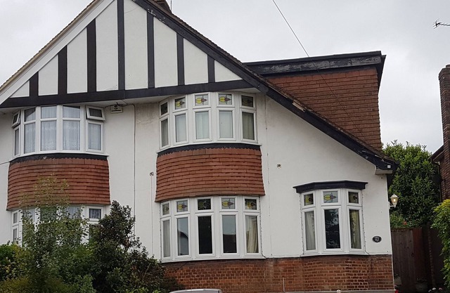 Casa entera con capacidad para 8 personas.