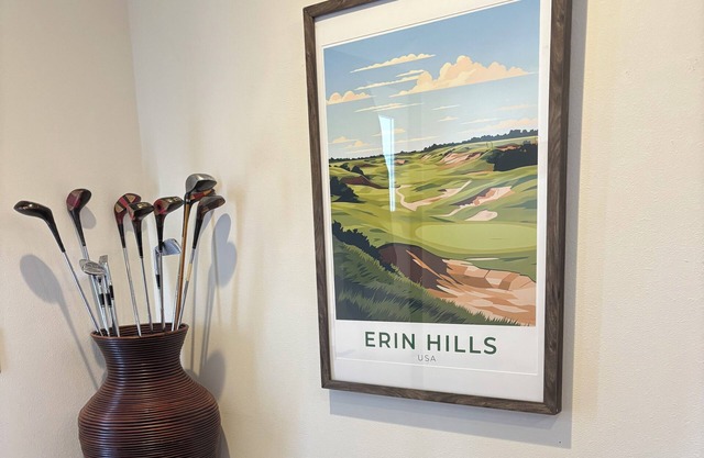 Erin Hills Area Perfect Getaway, Golf and Wedding Groups NEW NCAA Golf Pricing!