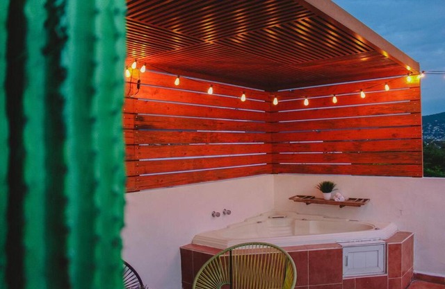 "Escapada perfecta" casa con albeca, jacuzzi y roof garden