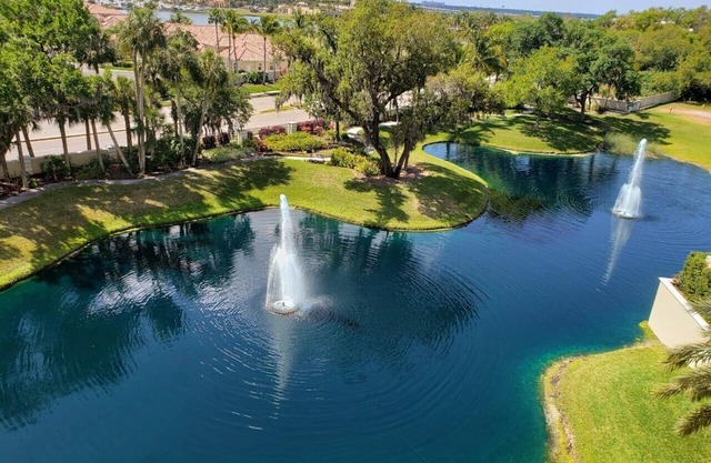 ¡9 millas a la isla de Santa Ana María! Pero, ¿por qué dejar estas vistas y brisas marinas?