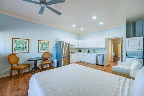 Everglades Condo 15 Mi to Natl Park Boat and Swim!