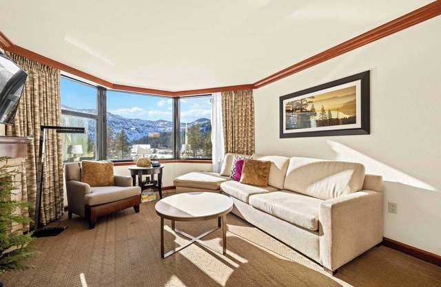 Everline Resort -Valley View Suite