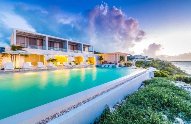 Exceptional Villa w/Terrace Overlooking Stunning Ocean Horizons
