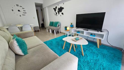 Excelente dos ambientes en La Perla cochera free