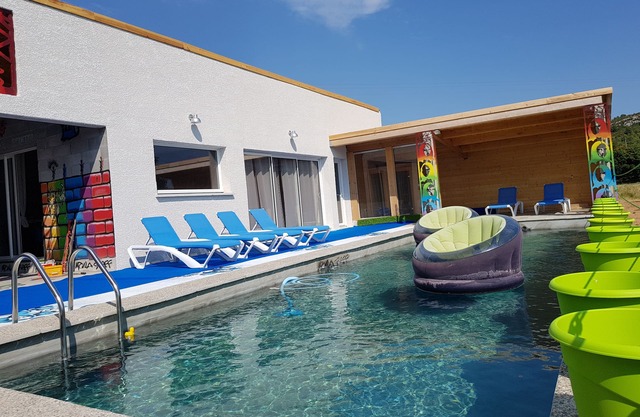 CASA DE ARTISTA CONTEMPORÁNEO EXCEPCIONAL PISCINA PRIVADA SAUNA SPA