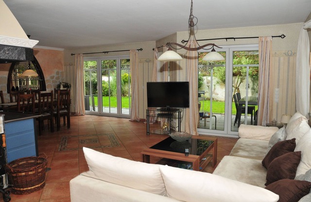 Exclusivo apartamento con tres dormitorios separados