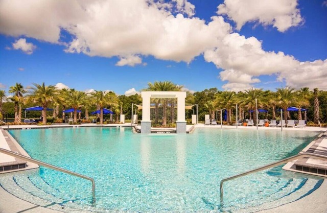 Exclusive Gated Community: House in Prime Locatio