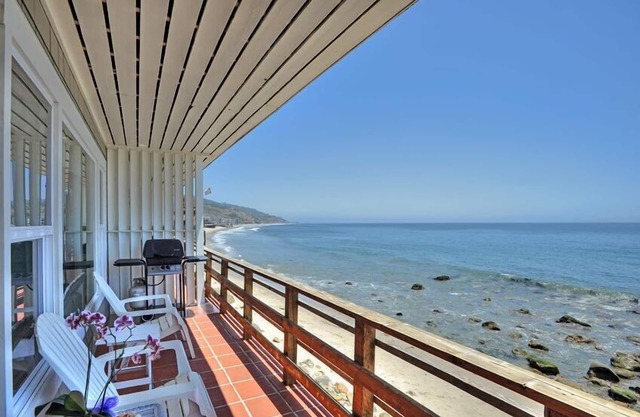 Exclusiva cabaña frente al mar en Dry Sandy Carbon Beach - Seal