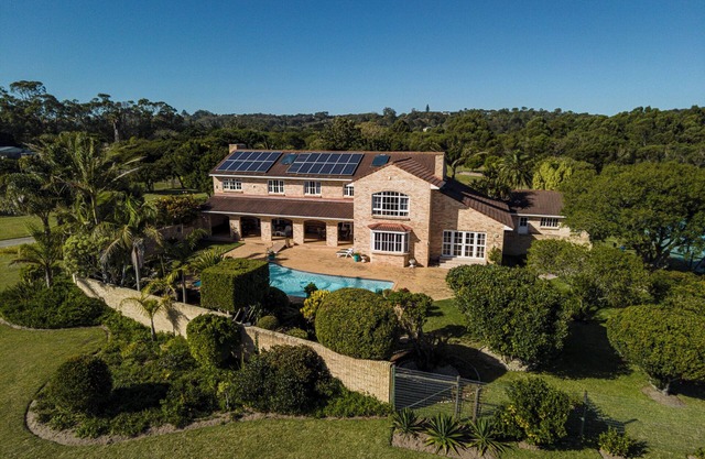 Private retreat near Kragga Kamma Game Park