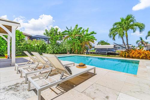 Experience Peace & Elegance - Fish House - Roelens