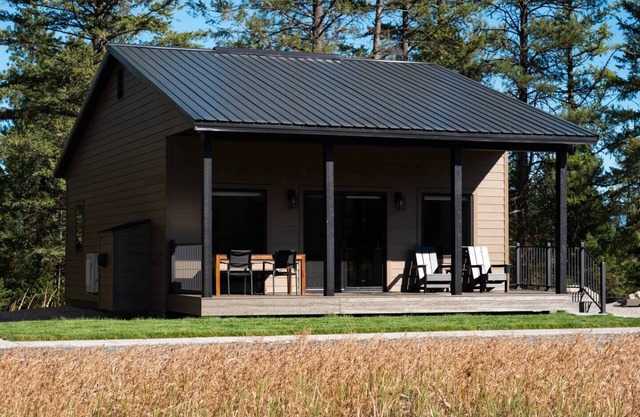 Experience Simple Montana Luxury (Cottage #4)