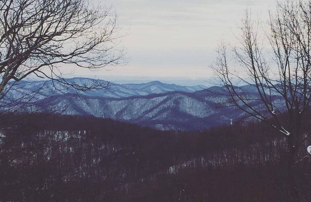 Totalmente renovado y nuevo en el mercado, un montón de actualizaciones y hermosas vistas!