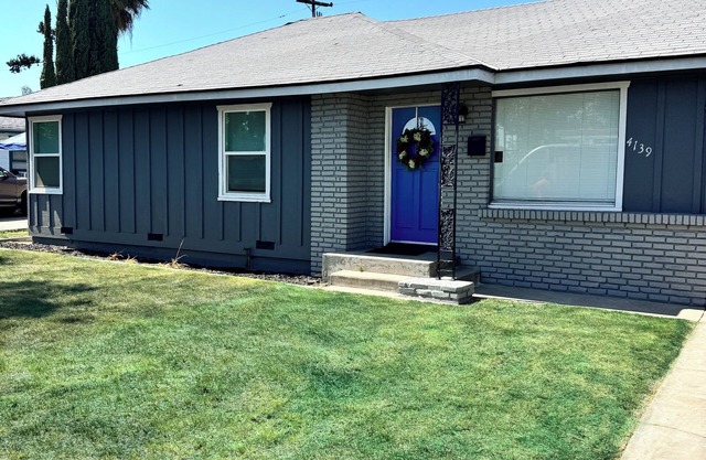 Explore Yosemite, Sequoia & Kings Canyon from Your Charmining 3 bedroom retreat.