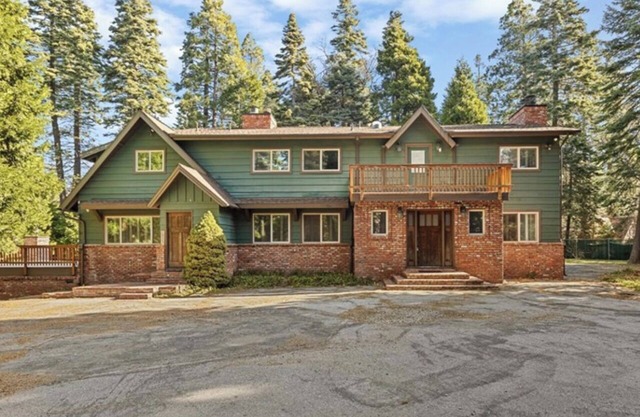 Private Gated Skyforest Chalet