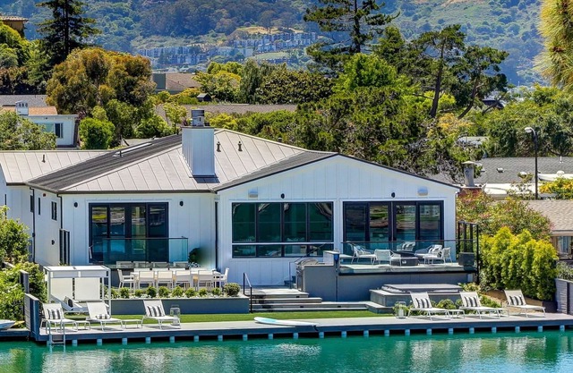 Extraordinary Belvedere Waterfront Residence