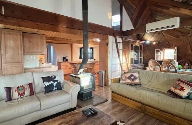 Extraordinary Dome Cabin