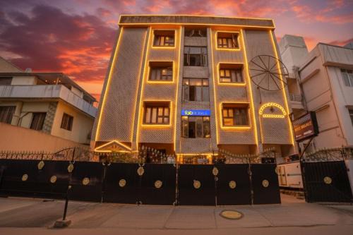 FabExpress Home Tree Service Apartment T Nagar - Near Mambalam Railway Station