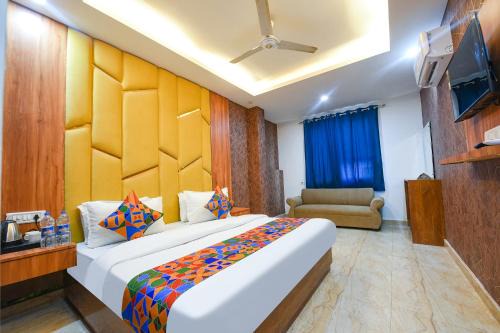 FabHotel Grand Villa