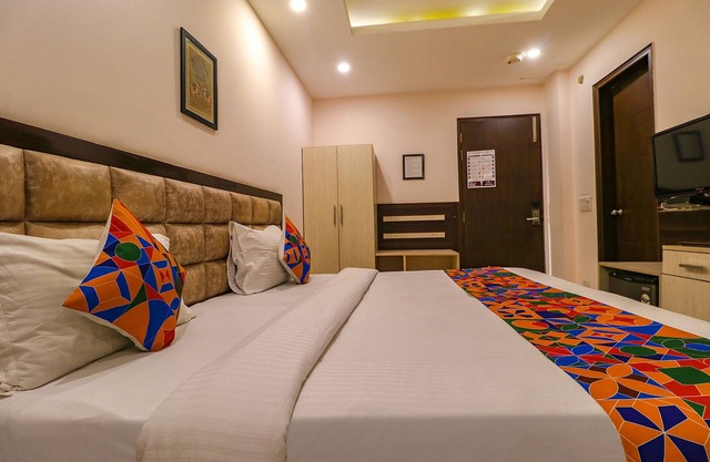 FabHotel Nirvana Suites