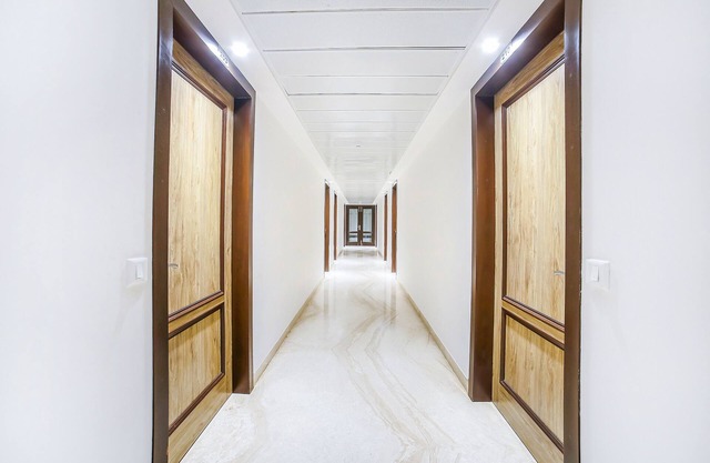 FabHotel Prime Sapphire Inn