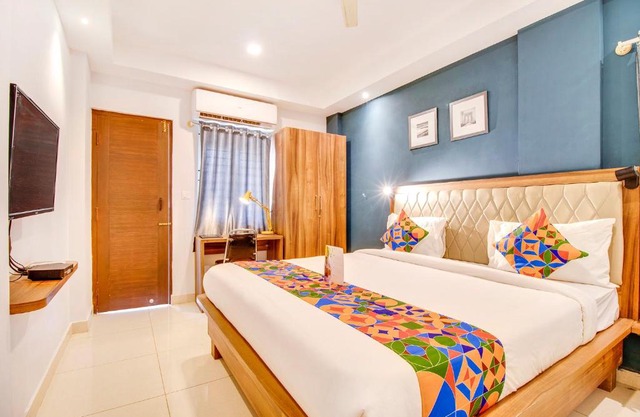 FabHotel The Sun Suites - Yelahanka