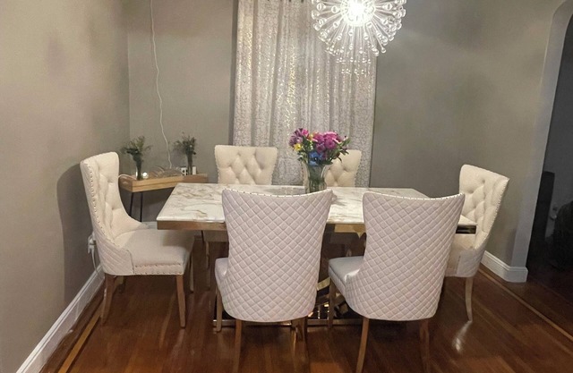 Fabulous 2-bedroom 1st floor house with AC in Elmont NY near the UBS ARENA